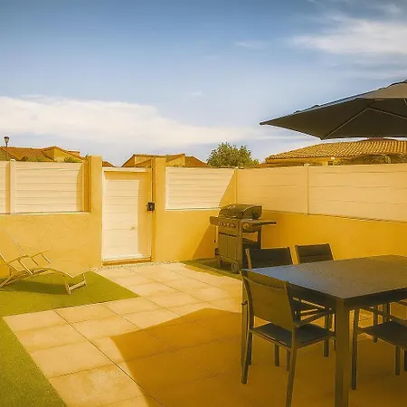 Apartmán South Side, Pool, Bbq And Air Conditioning *
